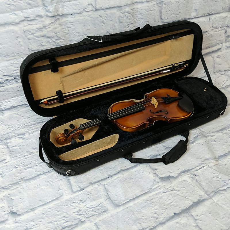 H. Luger 1/2 Size Violin Outfit - NC130483 image 1