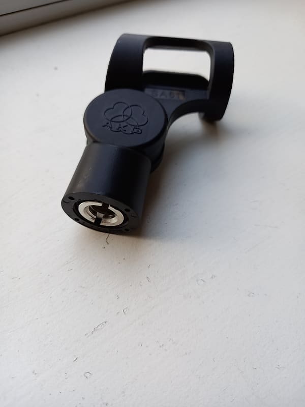 AKG SA61 Stand Adapter Mic Mount Clip Reverb
