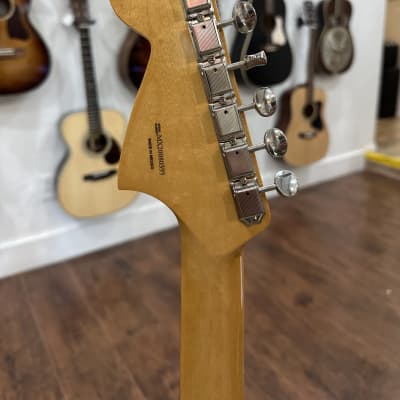 Fender Classic Player Jaguar Special with Pau Ferro Fretboard 2018 - 2019 - 3-Color Sunburst image 13