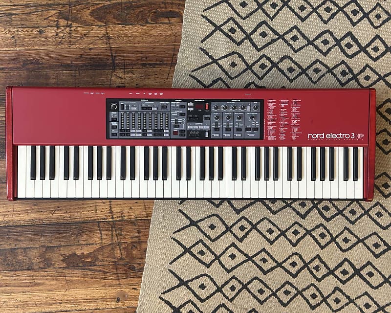 O*様 Nord Electro 3 73鍵 Nord Electro 3 - 61-Key Organ, Piano, and Mellotr NE361 B&H