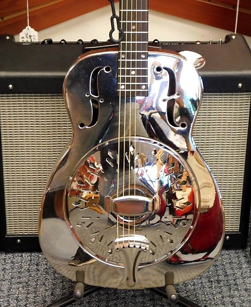 Rogue classic brass shop body resonator guitar