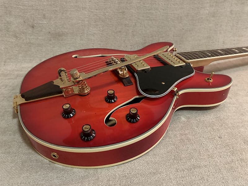 Vintage 1970's Aria Diamond 1242 G Red with Gold Hardware +