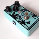 Mr. Black Deluxe Plus Spring Reverb and Tremolo Effect Pedal