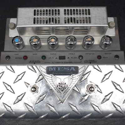 Mesa Boogie V-Twin Tube Preamp Pedal | Reverb Canada