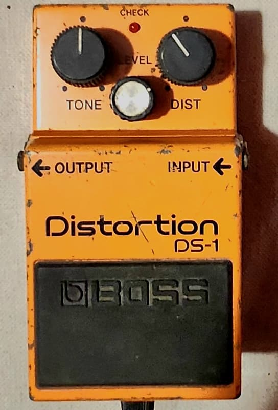 Boss DS-1 Distortion 　日本製　1980年代貴重 Boss DS-1 Distortion MIJ 1980s | Reverb