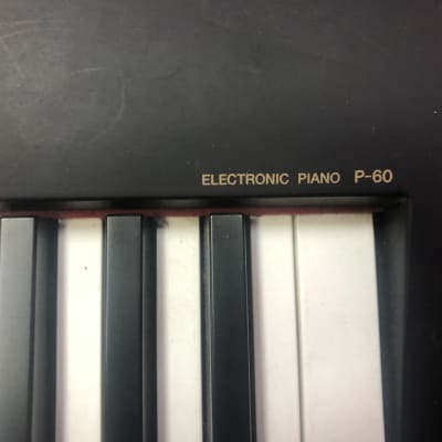 Yamaha p-60 digital piano black image 3