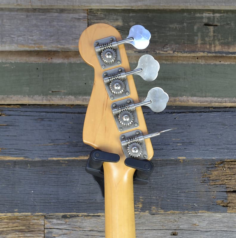 Fender PB Precision Bass    Reverb