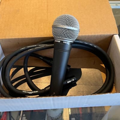 Shure SM48 Cardioid Dynamic Vocal Microphone w/ Cable (Pre-Owned)