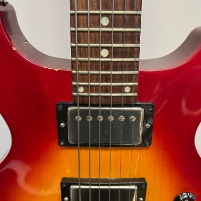 Vintage 1998 Gibson Les Paul Studio Double Cutaway Electric Guitar Cherry Sunburst DC with Gibson Case image 9