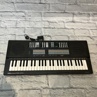 Yamaha Portasound PSS-470 Keyboard