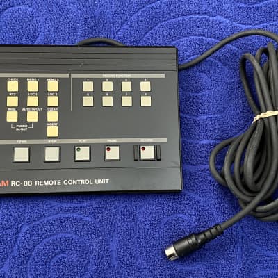 TASCAM タスカム/ RC-801  REMOTE CONTROL UNIT RC-898 | Multi-machine remote controller for centralized
