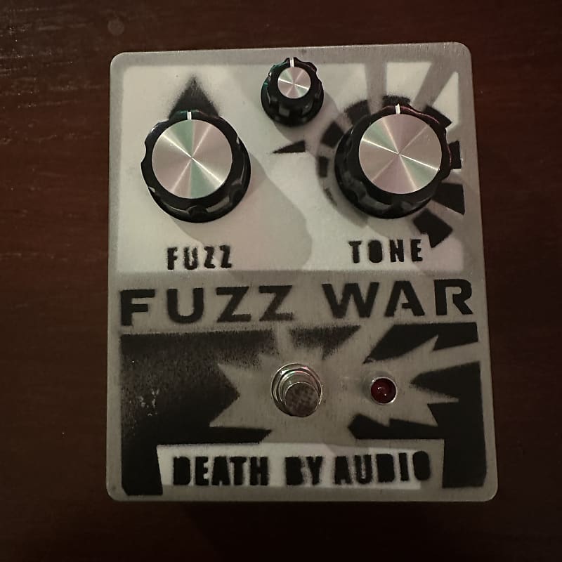 Death By Audio Fuzz War