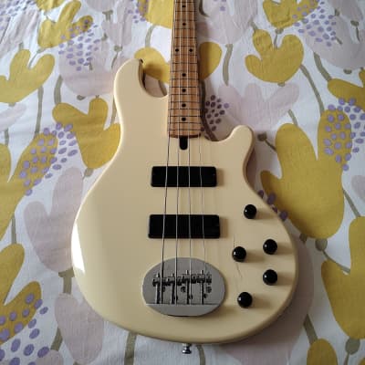 Ashdown The Saint Soap | 4-String Bass, Shell Pink. New with