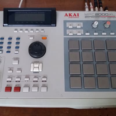 Akai MPC2000XL 32MB Memory Serviced image 13