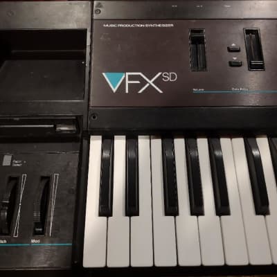 Ensoniq VFX SD Music Production Synthesizer 1989 - Black