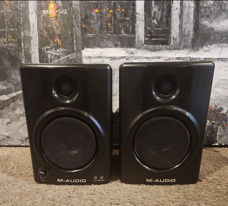 M-Audio M-Audio AV 40 monitors speakers 90s  			