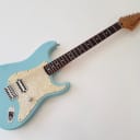 Fender Stratocaster Tom Delonge 2002 Daphne Blue