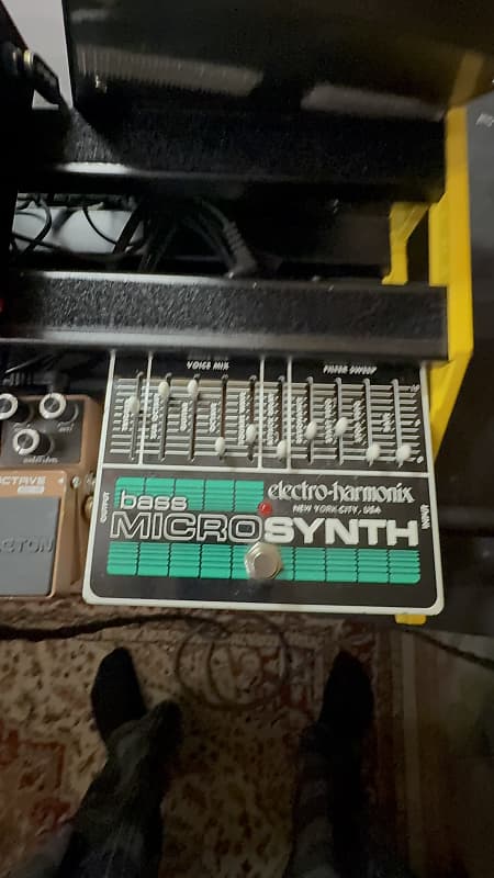 Electro-Harmonix Bass Micro Synthesizer