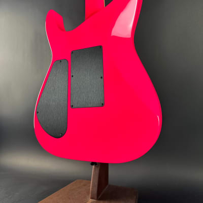 Used 2022 Jackson Custom Shop SL2H Neon Pink w/case TSU20634 image 10