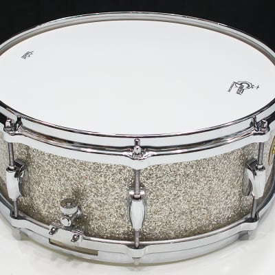 Gretsch USA Custom 5.5" x 14" 8-Lug Snare Drum w/ VIDEO! Silver Glass Nitron & G5471 Mini Lugs image 3