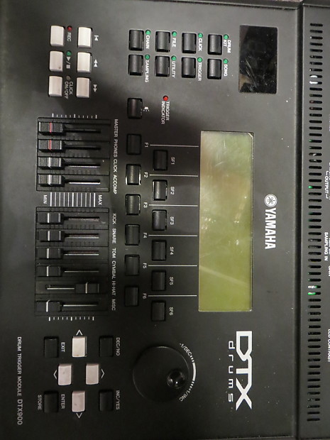 Yamaha DTX 950 Electronic Drum Kit