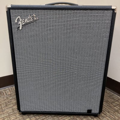 Fender Rumble 500 V3 500-Watt 2x10