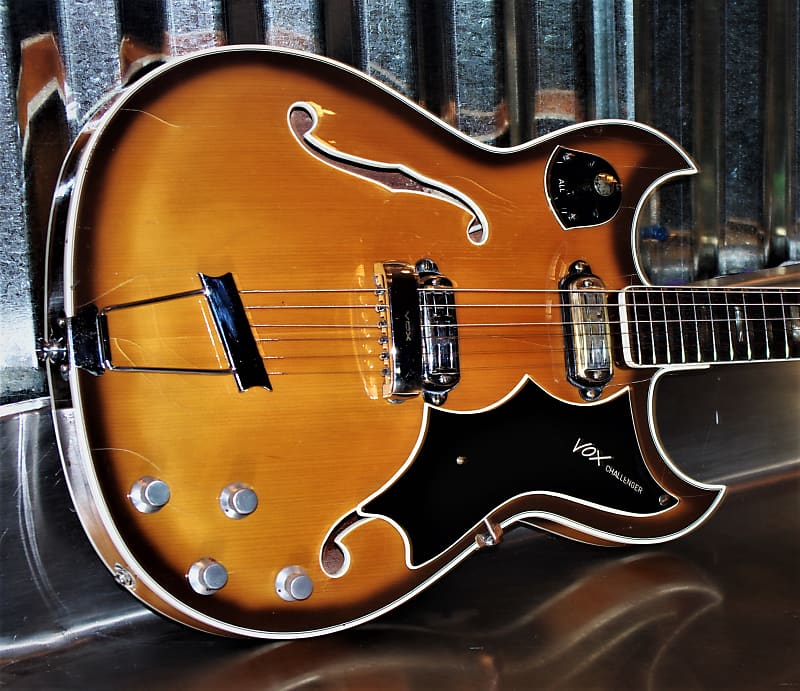 Vox Challenger 1964 Sunburst. RARE. Only made for two years. Beautiful. Collectible.  Crucianelli image 1