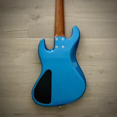 Sadowsky MetroExpress 21-Fret Vintage JJ 5-String Bass, Ice Blue Metallic High Polish, Morado Fretboard (2023 Updated Model) image 7