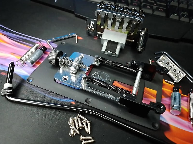 Edge Zero II Tremolo with ZPS3 Chrome | 2TRX5AF002 | Dhl Edge Zero II Tremolo with ZPS3 Chrome | 2TRX5AF002 | Dhl