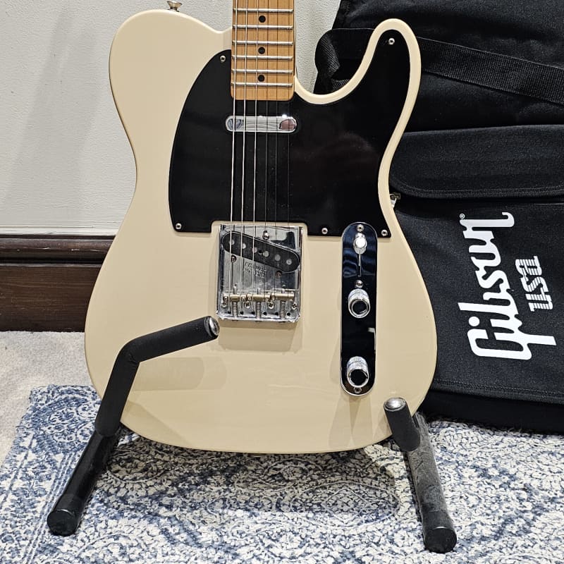 Fender Classic Player Baja Telecaster 2007 - 2018 - Blonde