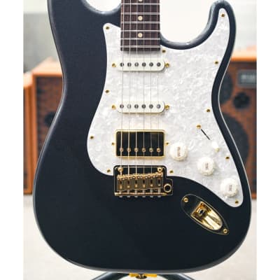 Suhr Classic S Dealer Select Limited Run - Black Pearl Metallic w/White Pearl Pickguard, Match Painted Headstock, Gold Hardware & SSCII System for sale