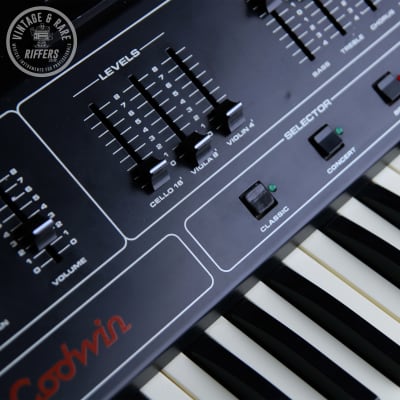 (Video) *Serviced* *Super Rare* Godwin Symphony SC849 MOD.849 Poly Synthesiser Analog Synth | Sisme Osimo Scalo an Italy | Vintage Italian Organ Polyphonic Synthesizer from the 1970s 70s | w/ Hardcase | Serial Nº 102106 | Similar to String Concert image 8