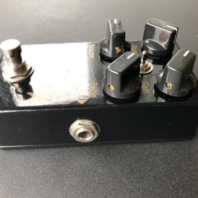 Paul Cochrane Timmy V2 Gold ギター オーバードライブ Paul Cochrane Timmy Overdrive - Gold - Music Boulevard