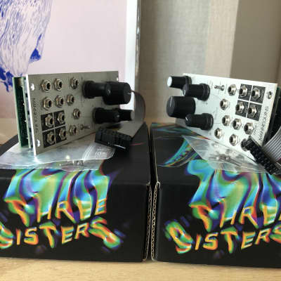 MANNEQUINS SISTERS モジュラーシンセサイザー Mannequins Three Sisters— Clockface Modular