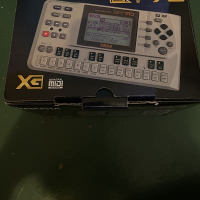 Yamaha QY70 Sequencer 2000s - Silver