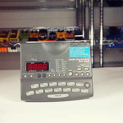 Zoom RhythmTrak RT-123 Drum Machine