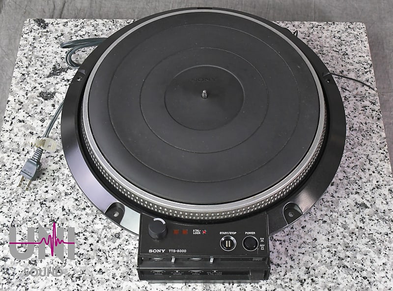 SONY TTS-8000 Direct Drive Turntable in Very Good condition.  			