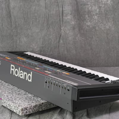 Roland JUNO-106 Programmable Polyphonic Synthesizer in Very Good condition image 9