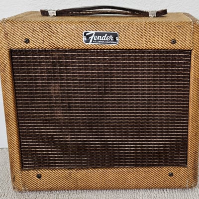 1962 Fender Champ Amp Tweed 5F1 1x8 Combo Narrow Panel Vintage Tube Guitar Amplifier image 2