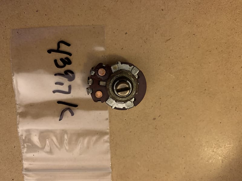 10pcs 1M/47K/220K/100K/4.7K/470K Ohm Potentiometer With Switch WH134-2