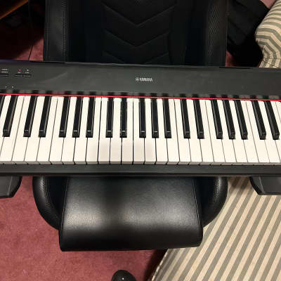 Yamaha Piaggero NP-12 Portable Piano 2016 - Present - Black image 6