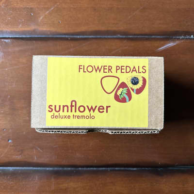 Flower Pedals Sunflower Deluxe Tremolo 2020 | Reverb