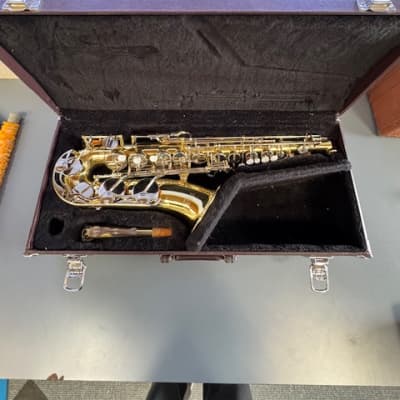 Early 80's Yamaha YAS 32 alto saxophone purple logo! sax Early 80's Yamaha YAS 32 alto saxophone purple logo! sax