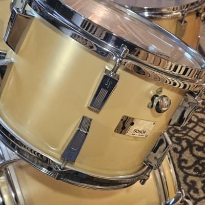 Sonor 70's vintage Champion drum set image 3