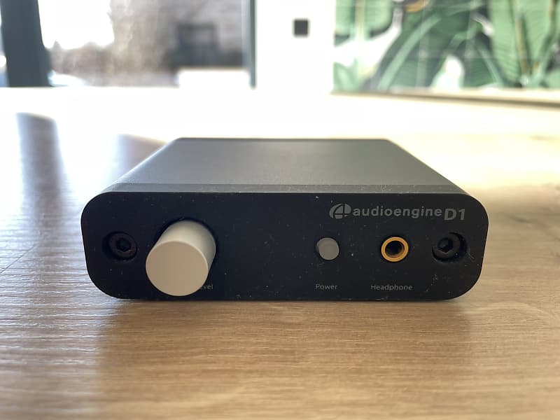 Audioengine D1 24-bit DAC and headphone amplifier | Reverb