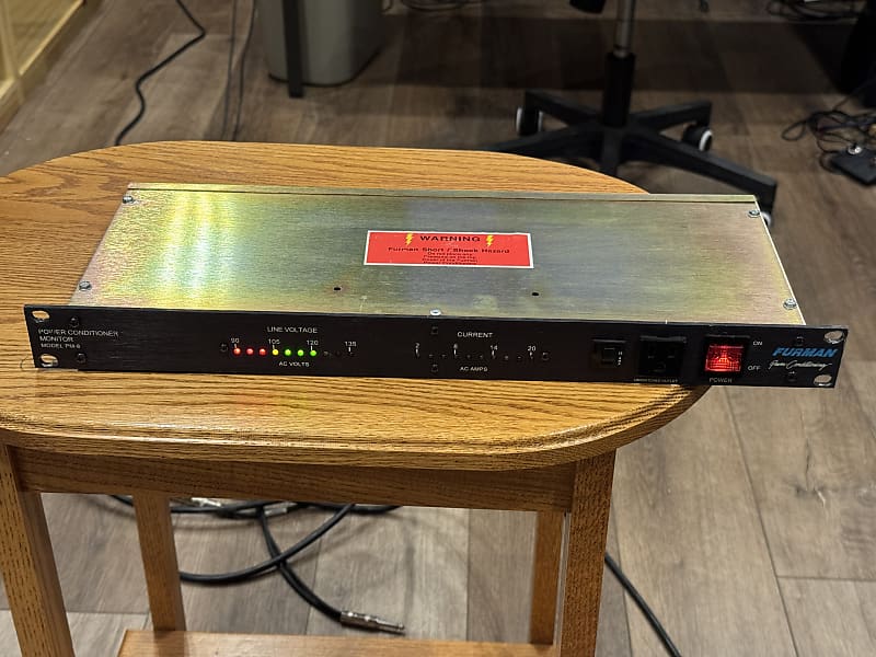 Furman PM-8 Rack Power Conditioner  			
