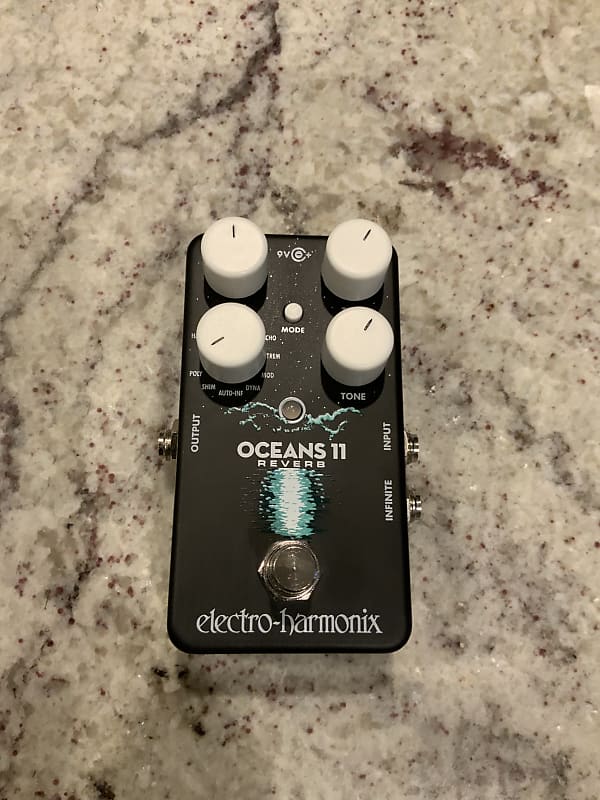 Electro-Harmonix Oceans 11 Reverb 2018 - Present - Black | Reverb