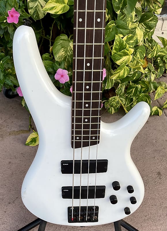 Ibanez Soundgear 4 String Bass Guitar - White | Reverb