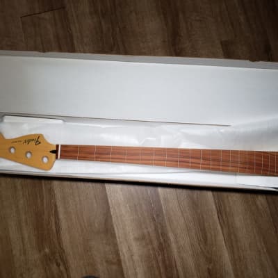 Neck for Fender Standard Series Jazz Bass - Fretless - Pau Ferro Fingerboard, MIM made in Mexico image 4