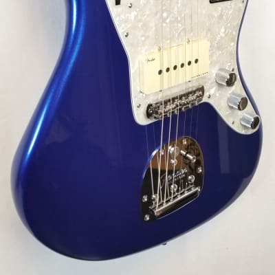Fender American Ultra Jazzmaster, Maple Fingerboard, Cobra Blue, Molded Case 2023 image 6